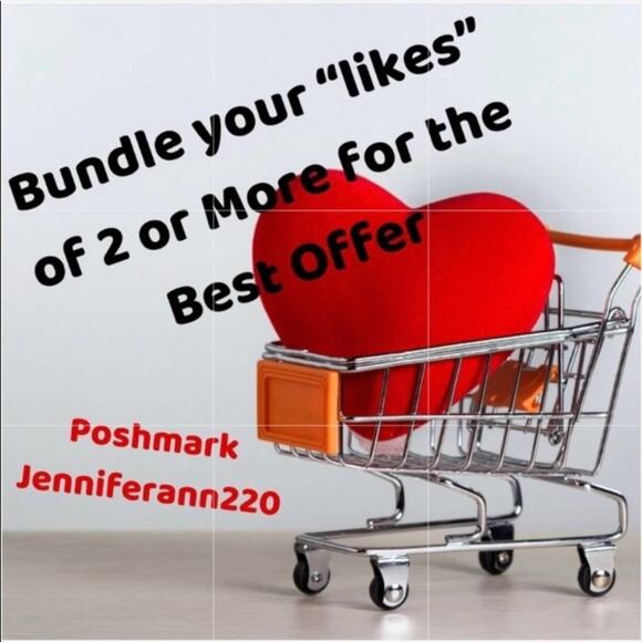 Ingrid & Isabel Maternity Red Santa Baby Long Sleeve Tunic - Picture 11 of 11